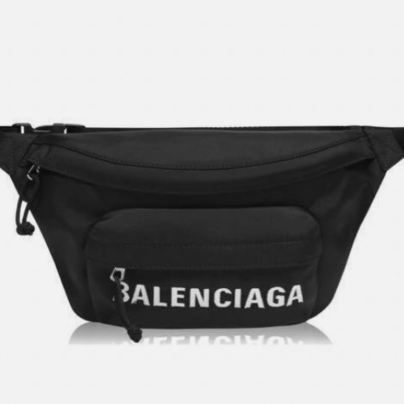 BALENCIAGA Waist Pouch WHEEL BELTPACK - Picture 1 of 9